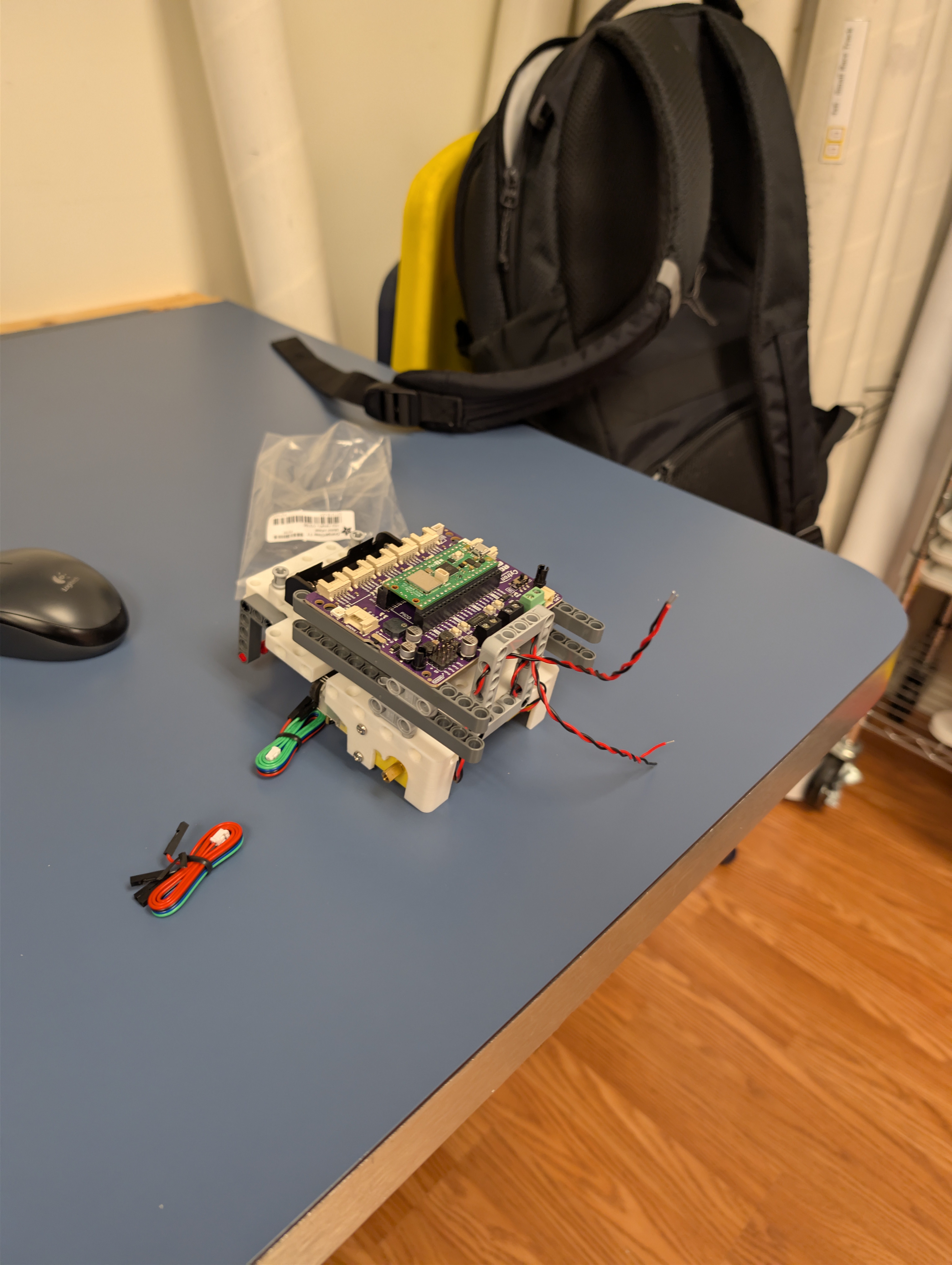 Raspberry Pi Battle Robot - Gallery Image 3