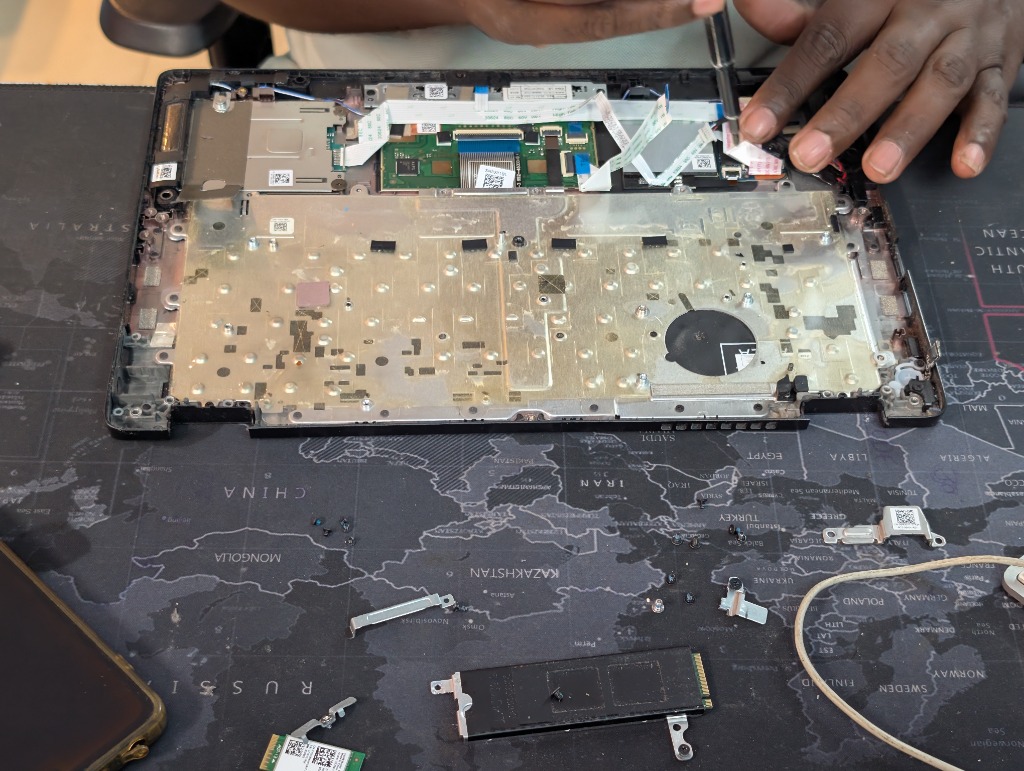 Fixing My Laptop - Gallery Image 1