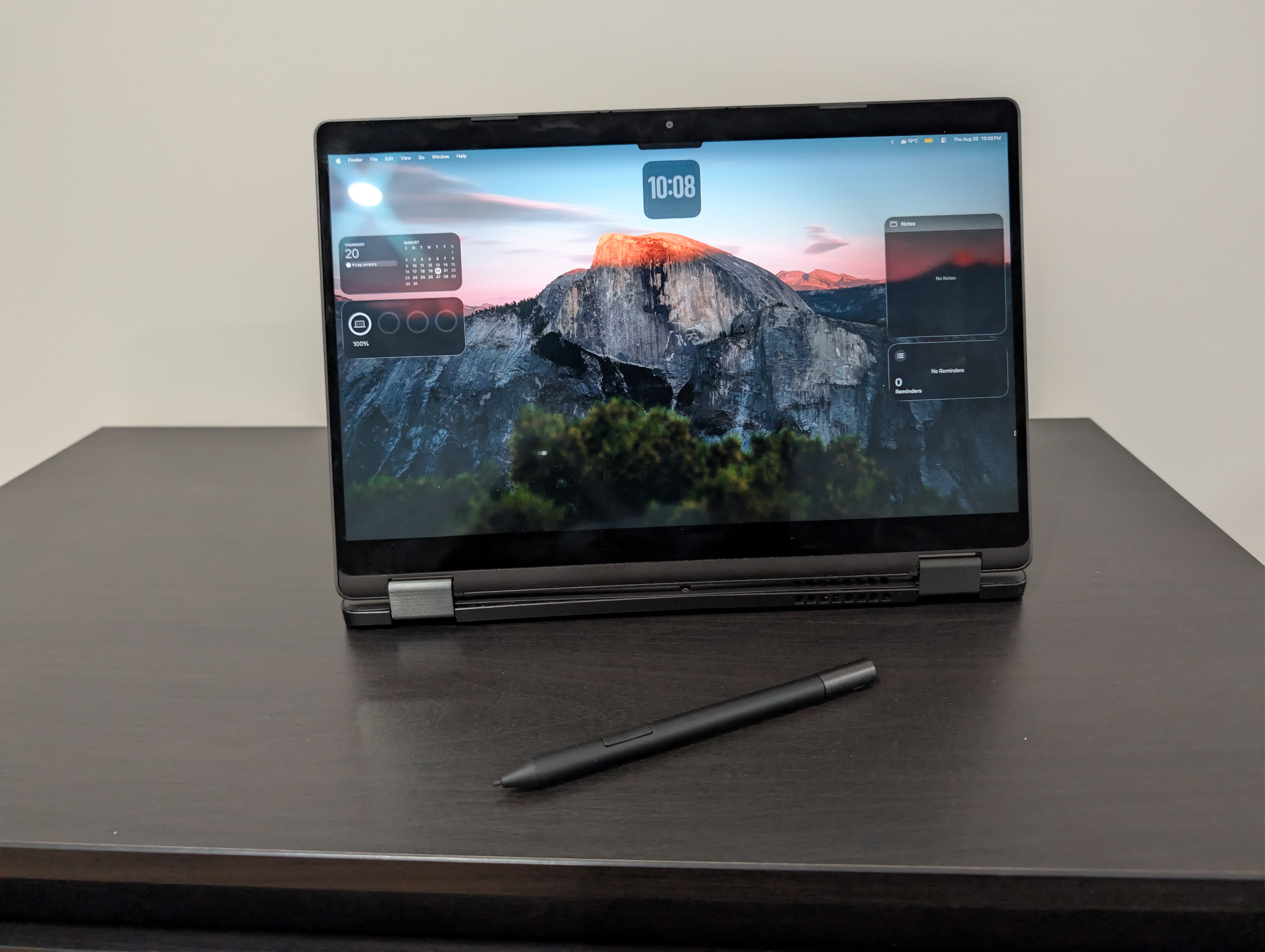 Dell Latitude Hackintosh (macOS Tahoe) - Gallery Image 2